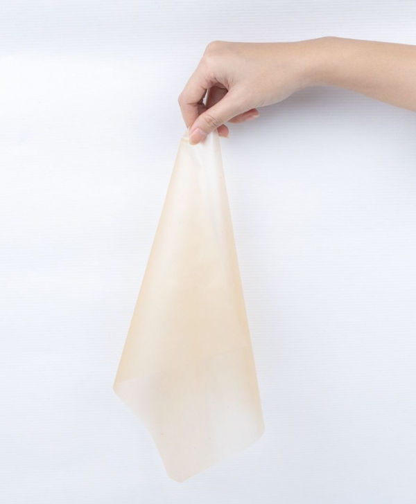Edible packaging material