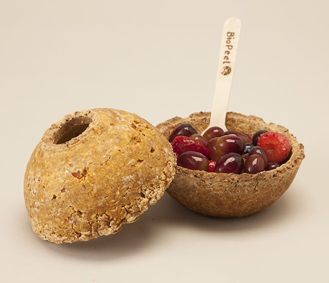 Edible opened container for fruits